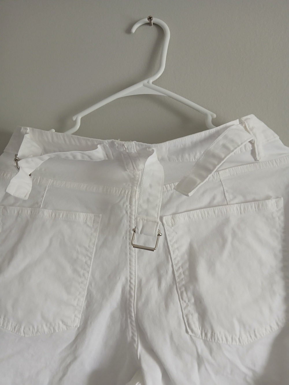 Zara White Cargo Pants with Utility Straps - Picture 5 of 5
